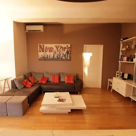 Le Blacas Apartment