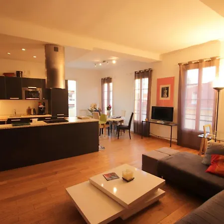 Le Blacas Apartment *